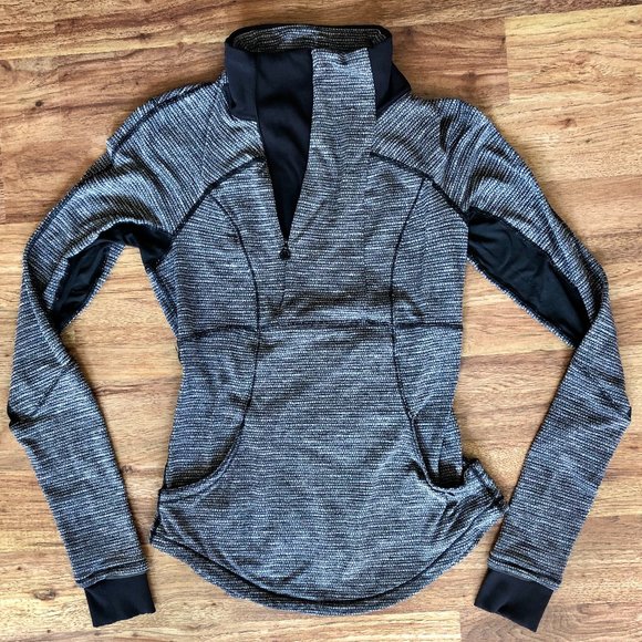 Lululemon Baserunner 1/2 Zip - Picture 1 of 16